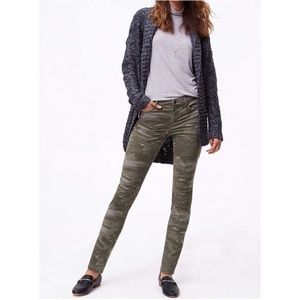 LOFT Marisa Fit Skinny Camo Camoflauge Pants